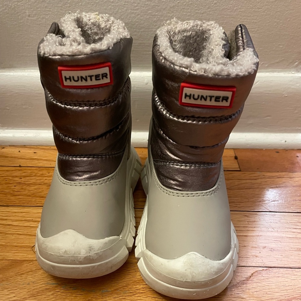 Hunter Kids' Snow Boots- Size UK 4